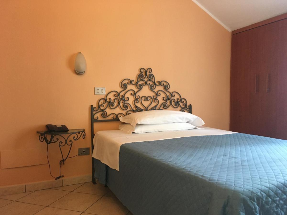 Hotel Capri Мілан Екстер'єр фото